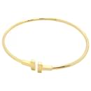 Pulseira Tiffany Bangle T Wire K18YG Ouro Amarelo - Tiffany & Co