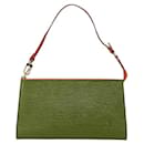 Pochete Acessório Epi Louis Vuitton