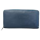 Louis Vuitton Zippy wallet
