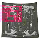 FOULARD HERMES A PROPOS DE BOTTES XAVIER DE PORET CARRE 90 SOIE ROSE SCARF - Hermès