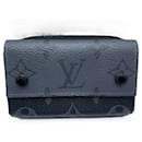 Louis Vuitton Zippy organizer