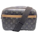 Louis Vuitton Monogram Reporter PM Shoulder Bag