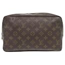Louis Vuitton Trousse Toilette 28