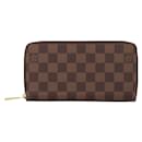 Louis Vuitton Zippy Damier Long Wallet