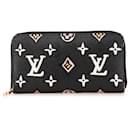 Louis Vuitton Black Monogram Giant Wild At Heart Zippy Wallet