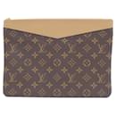 Poche Diária Louis Vuitton