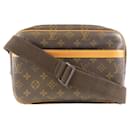 Louis Vuitton Monogram Reporter Shoulder Bag