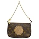 Mini Pochette Acessórios Monograma Louis Vuitton