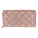 Louis Vuitton Zippy Wallet in Pink