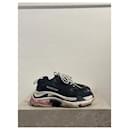 BALENCIAGA Trainers T.EU 37 Leather - Balenciaga