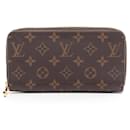 Louis Vuitton Zippy wallet