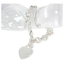 Pulseira de Charme em Prata 925 em Forma de Coração Tiffany - Tiffany & Co