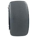 Louis Vuitton Atholl