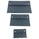 Conjunto de bolsas Louis Vuitton Damier Graphite Alpha Triple Pouch