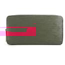 Louis Vuitton Epi Zippy Wallet