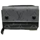 Louis Vuitton Monogram Eclipse Reverse Zippy Organizer