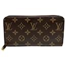 Louis Vuitton Monogram Zippy Wallet M41896