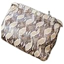 BIG PEEKABOO - Fendi