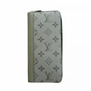 Louis Vuitton Long Wallet Taigarama Zippy Vertical M30841