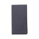 Louis Vuitton Taiga Porte-Valeur Carte Credit M30392 Billfold