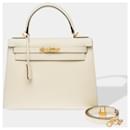 HERMES Kelly 28 Bag in Beige Leather - 102627 - Hermès