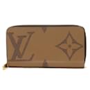 Louis Vuitton Monogram Giant Zippy Wallet