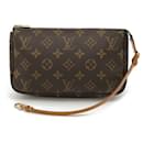 Louis Vuitton Monogram Pochette Accessoire