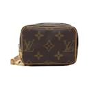Pochete Wapiti Monograma Louis Vuitton