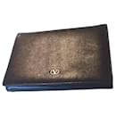 Excellent condition for this black leather vintage wallet - Valentino