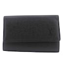 Louis Vuitton Taiga Keycase