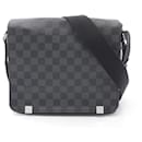 Sac à épaule Louis Vuitton Damier Graphite District PM NM N41028