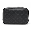 Poche Truss Toilette GM Monogram Eclipse Louis Vuitton