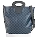 Louis Vuitton North South