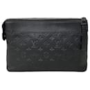 Louis Vuitton Pochette Voyage Souple Monogram clutch bag