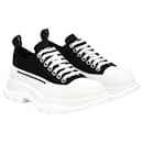 ALEXANDER MCQUEEN Tread Slick canvas platform sneakers 39 - Alexander Mcqueen