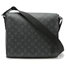 Louis Vuitton District MM NM Monogram Shoulder Bag