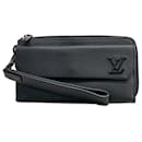 Louis Vuitton Long Wallet LV Aerogram Zippy M69831 Noir