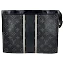 Louis Vuitton Clutch Bag x Fragment Monogram Expris Pochette Voyage MM