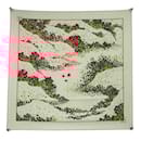FOULARD HERMES TROIS FEUILLES CATHERINE BASCHET CARRE 90 SOIE BOITE SCARF - Hermès