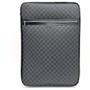 Louis Vuitton Graphite Pegase65 N23301