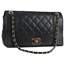 CHANEL Matelasse Mademoiselle Chain Bag Leather Black Gold CC Auth 122767 - Chanel