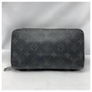 Louis Vuitton Zippy XL
