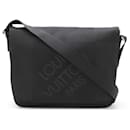 Louis Vuitton Damier Geant Petit Messager Shoulder Bag M93618
