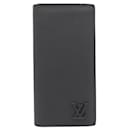 Louis Vuitton LV Aerogram Portefeuille Brazza Wallet
