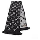 Louis Vuitton Echarpe Mania Shine Noir Scarf