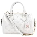 Louis Vuitton Women's Speedy Bandouliere 20 Handbag