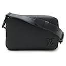 Louis Vuitton Aerogram Alpha Wearable Wallet Grained Calf Leather 2way Shoulder Bag