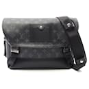 Louis Vuitton Messenger Voyage PM Bag