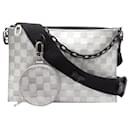 Louis Vuitton Trio Pouch NM Damier Glitter Bag