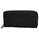 Louis Vuitton Long Wallet Taurillon Zippy Horizontal M11721